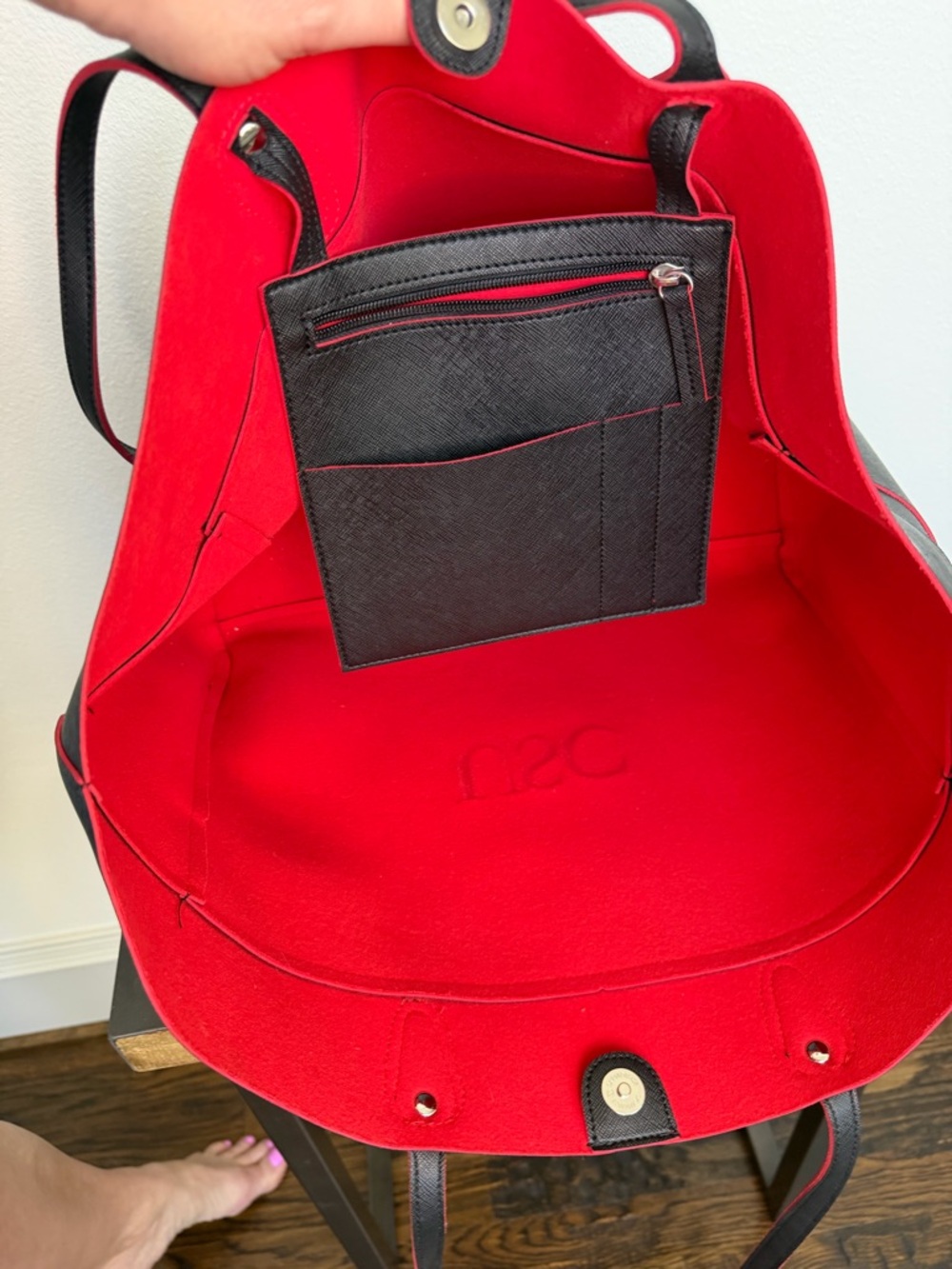 Black & Red Tote Bag with Contrast Trim - Unbranded - Picture 14 of 14
